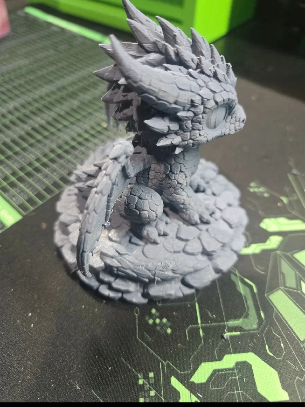 Premium Gray Dragon Reptile Figurine - Unbranded